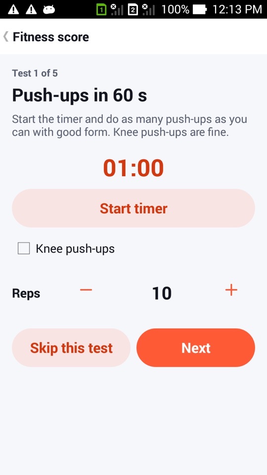 FitHome's Fitness score test, step 1 of 5, Push-ups in 60 s, with a 01:00 timer, a Knee push-ups checkbox and a Reps stepper set to 10